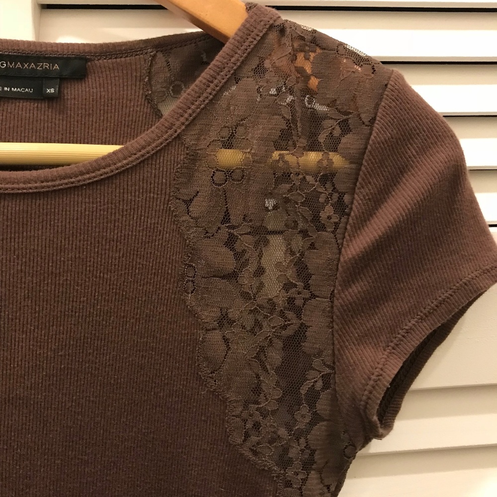BCBG brown t-shirt with lace detailing